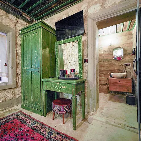 Aysel House מלון