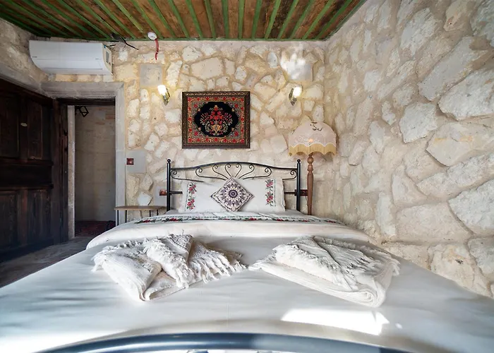 Отель Aysel House