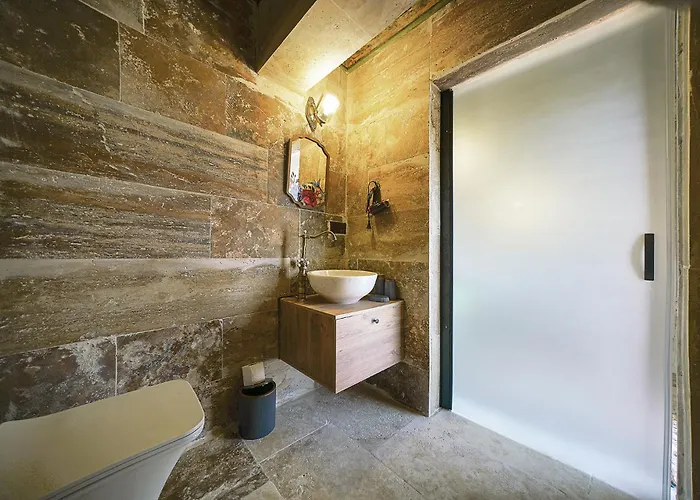 Отель Aysel House *