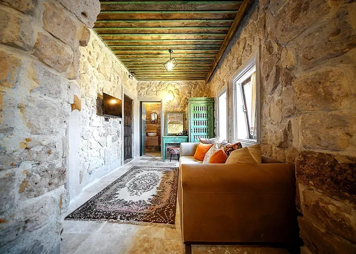 Отель Aysel House *